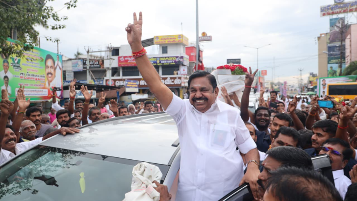 https://salarnews.in/public/uploads/images/newsimages/maannewsimage23092025_152551_EPS at Sengottaiyan turf.png